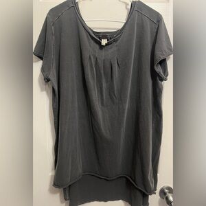 FREE PEOPLE We The Free raw hem gray Short Sleeve Tee pleated oversized